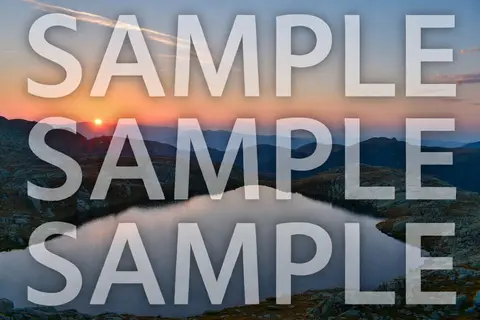 Надпись SAMPLE по диагонали (до)
